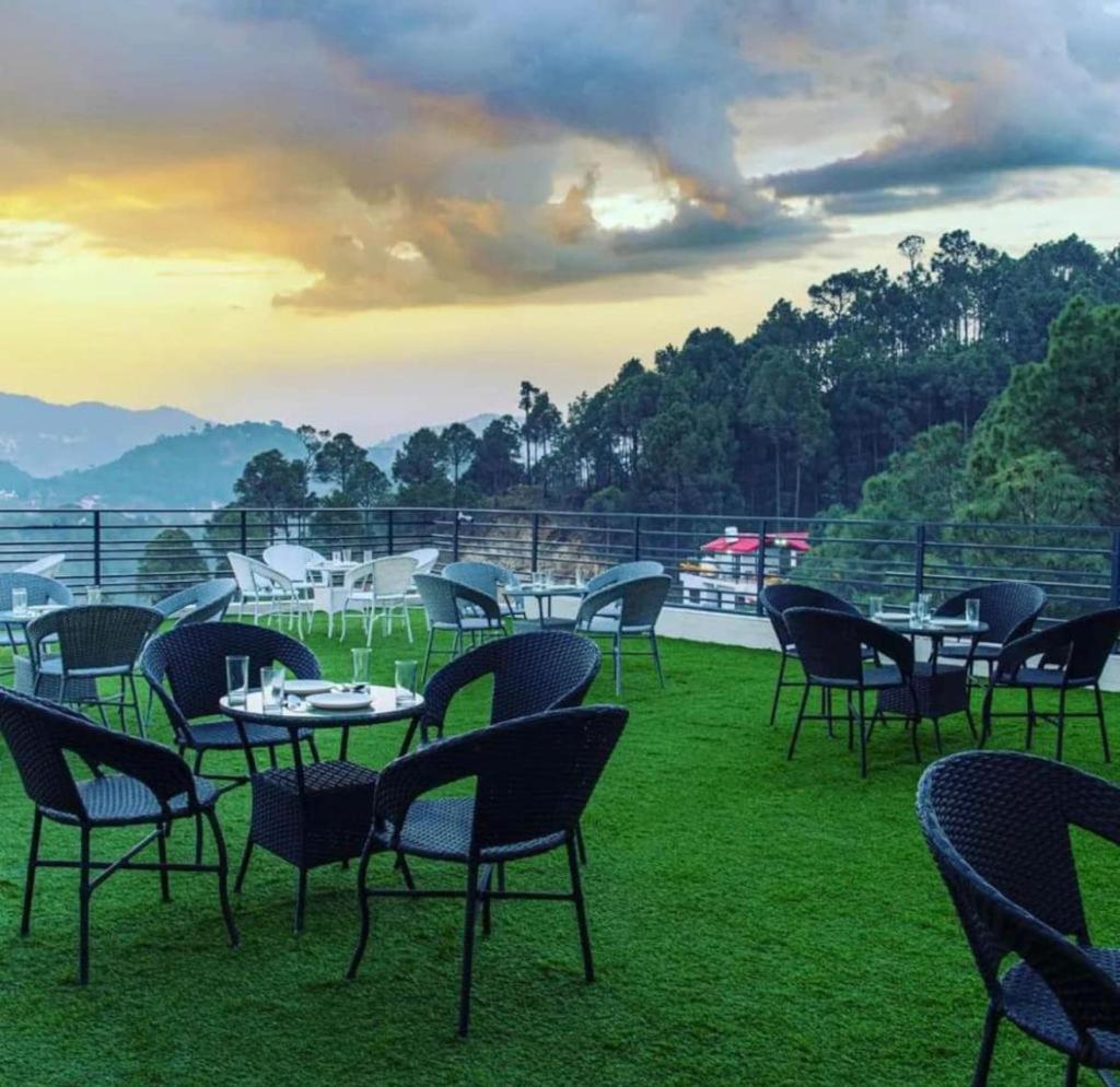 Mountain Height Kasauli Exterior foto